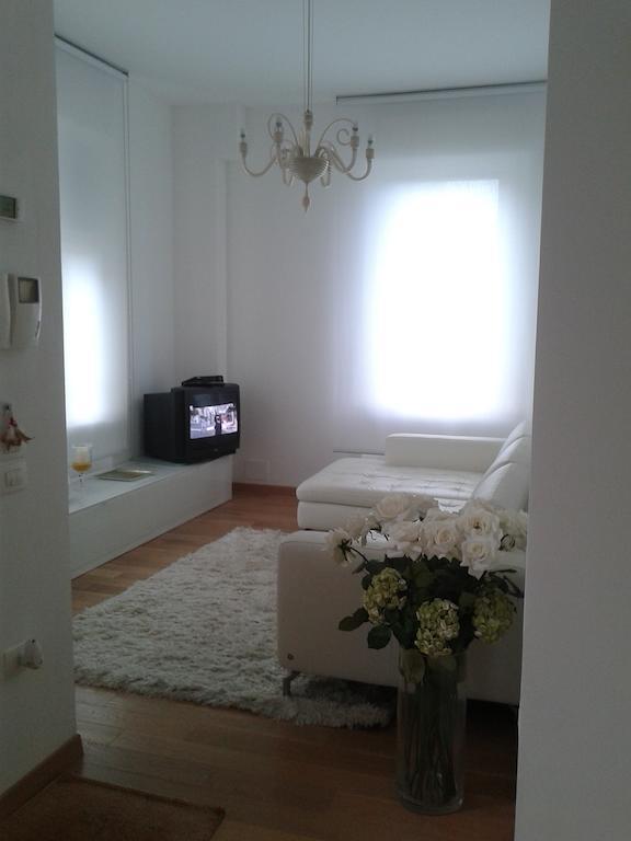 Appartamento In Villa Pesaro Phòng bức ảnh